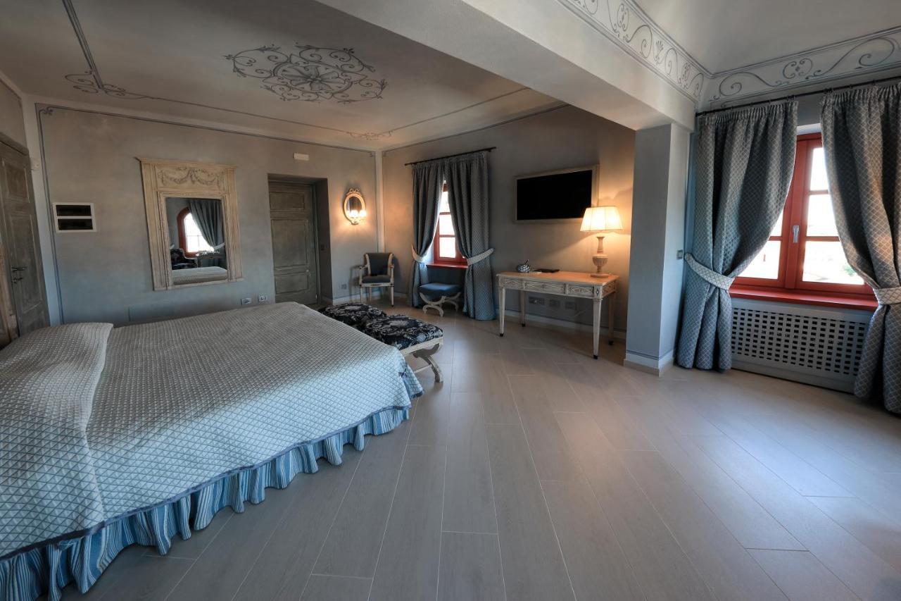 Relais Villa Prato Момбаруццо Экстерьер фото
