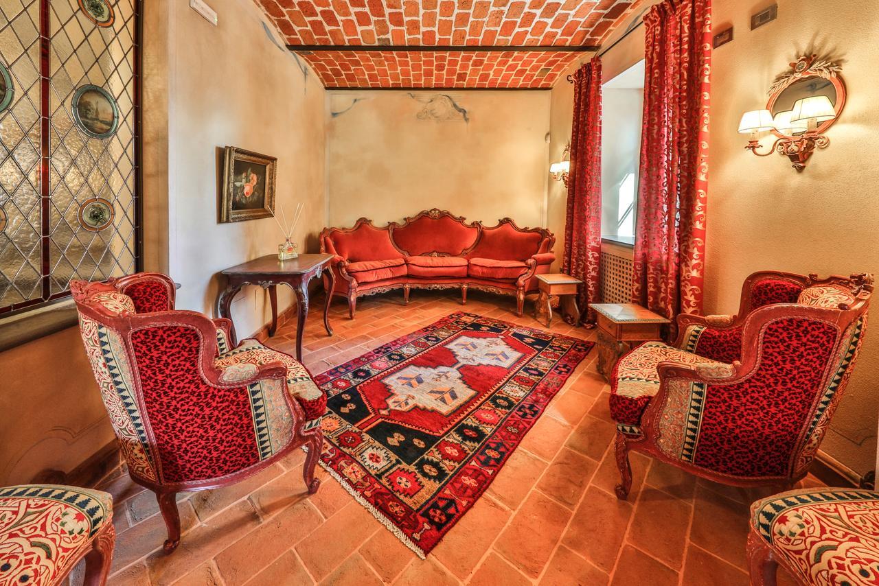 Relais Villa Prato Момбаруццо Экстерьер фото